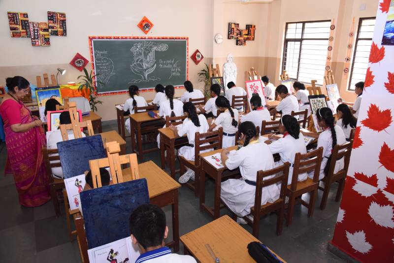 American Montessori Public School