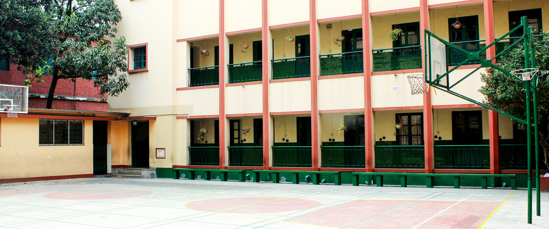 Loreto Day School, Bow Bazar, Kolkata